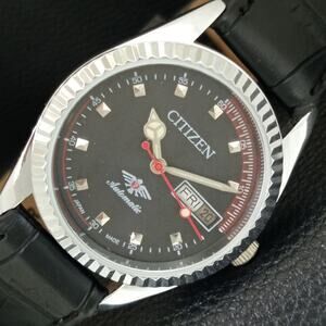 Vintage 1972 Citizen Automatic Mens Silver Watch W/daydate & Red accents